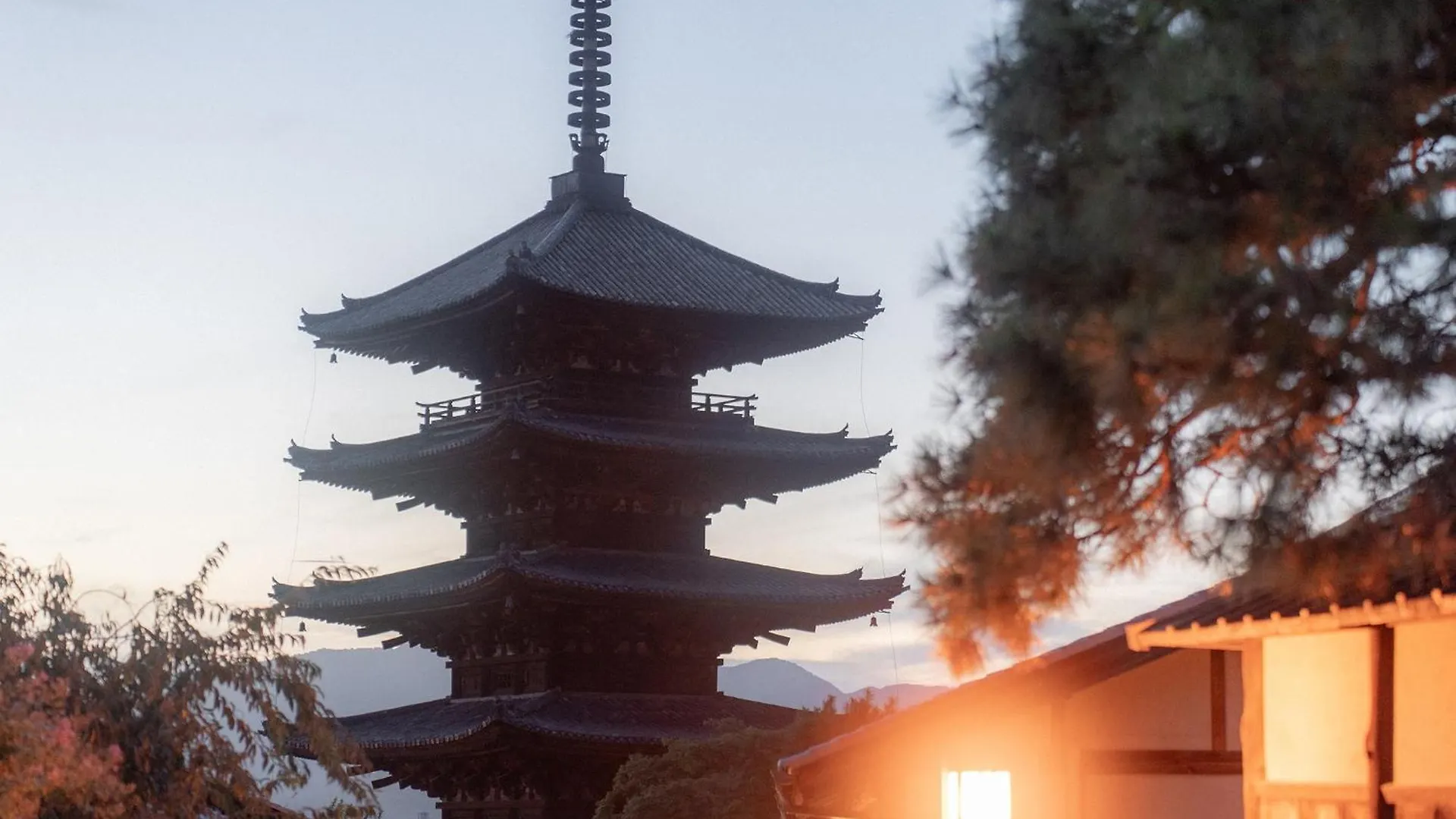 Vandrarhem Rak Kiyomizu - 1人旅専用hostel Kyoto Japan
