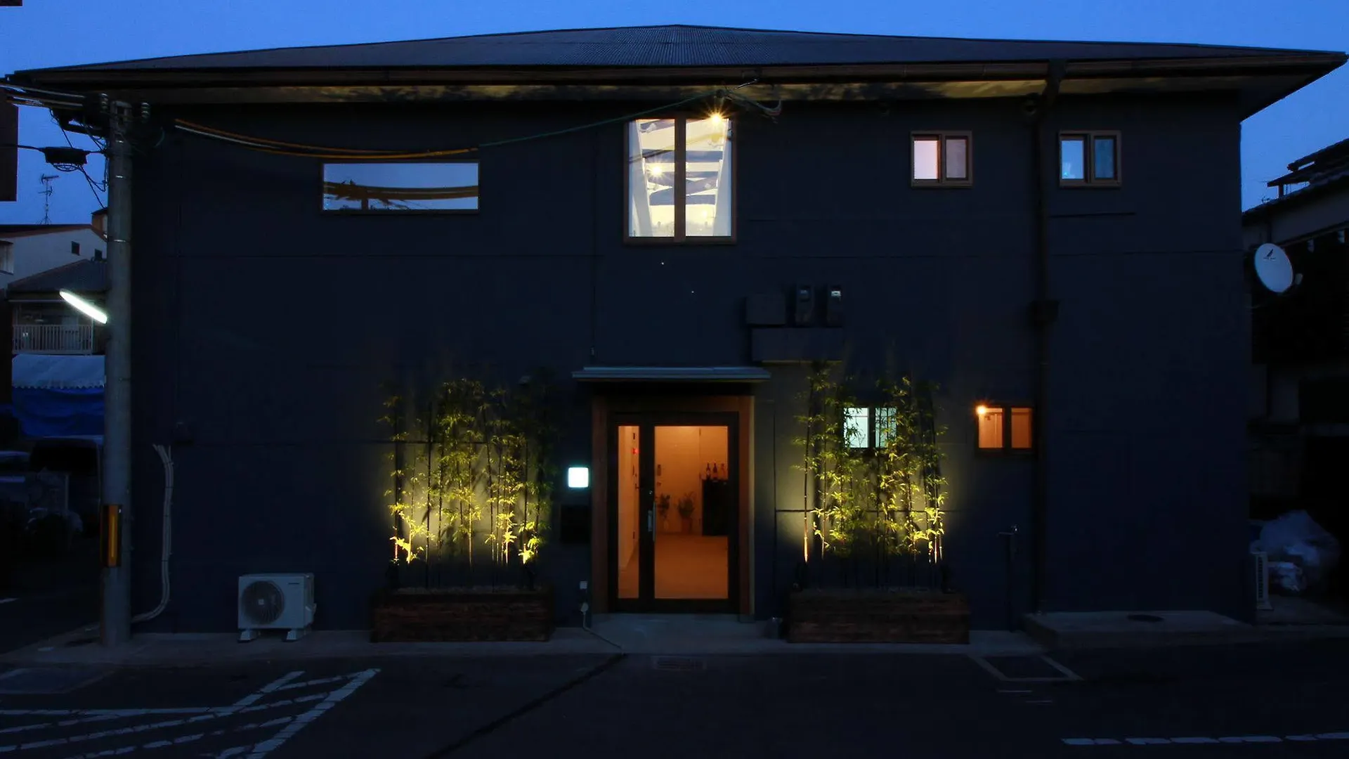 Vandrarhem Rak Kiyomizu - 1人旅専用hostel Kyoto Japan
